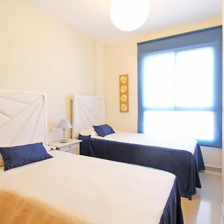 Global Properties, Moderno Y Practico Adosado En * Sagunto