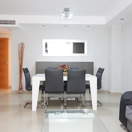 Global Properties, Moderno Y Practico Adosado En Дом отдыха *