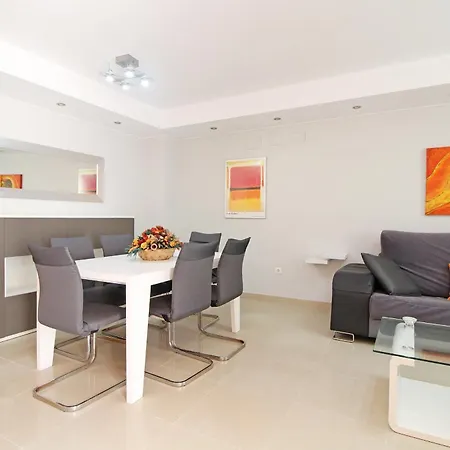 Дом отдыха Global Properties, Moderno Y Practico Adosado En